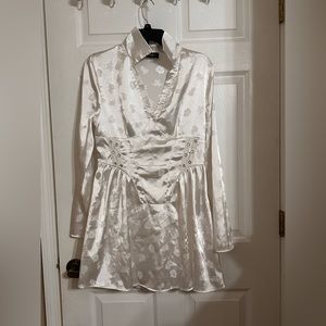 White cider satin dress